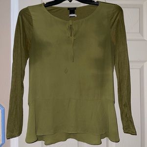 Pretty long sleeve green shirt